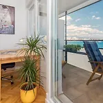Sea Chic Near Old Town, Amazing View Apartment *
