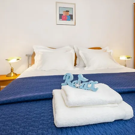 Апартаменты Sea Chic Near Old Town, Amazing View Сплит